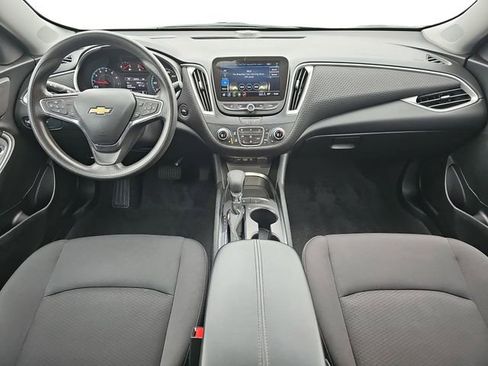 Used 2025 Chevrolet Malibu LT FWD image 10