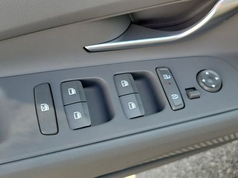 New 2026 Hyundai Elantra Sport FWD image 17