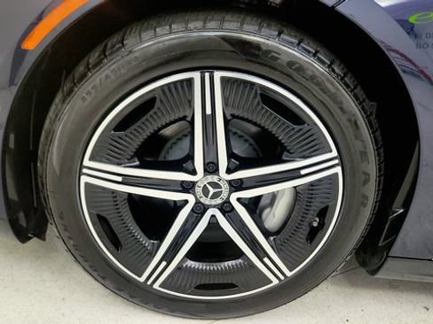 Used 2023 Mercedes-Benz EQS 580 4MATIC Sedan image 77