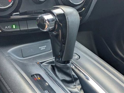 Used 2019 Honda HR-V Sport image 8