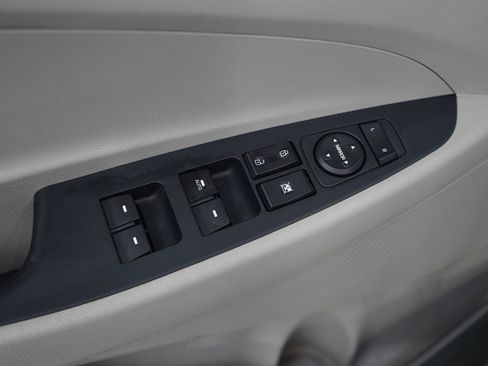 Used 2016 Hyundai Tucson SE w/ Option Group 02 image 18