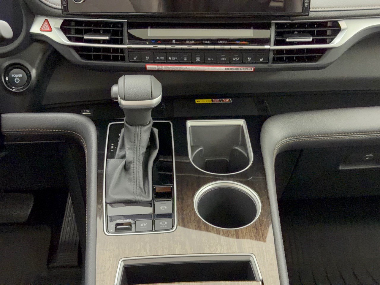 Certified 2026 Toyota Sienna Limited FWD image 22