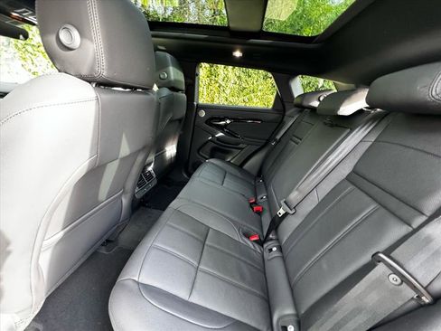 New 2026 Land Rover Range Rover Evoque Dynamic SE image 15