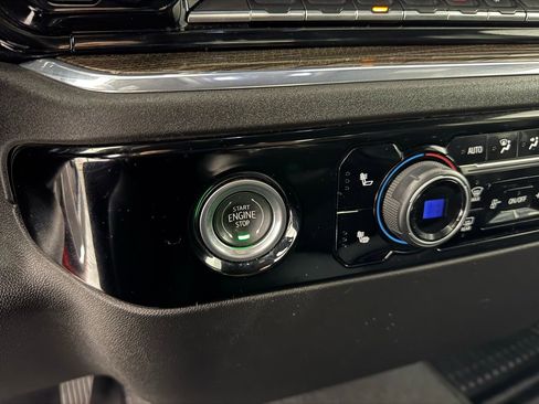 Used 2023 Chevrolet Silverado 1500 LT image 19