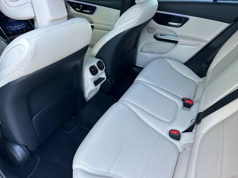 Certified 2025 Mercedes-Benz GLC 300 image 13