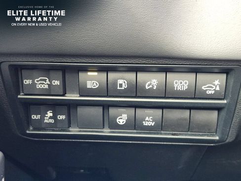 Used 2023 Toyota Sequoia Platinum AWD/4WD image 18