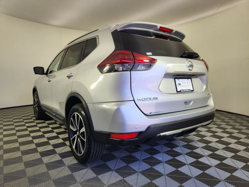 Used 2019 Nissan Rogue SL AWD/4WD image 3