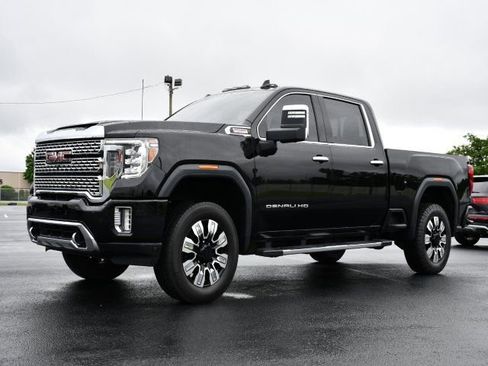 Used 2021 GMC Sierra 3500 Denali w/ Technology Package AWD/4WD image 3