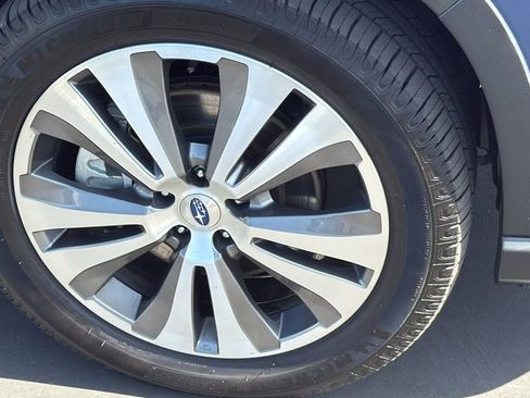 Used 2019 Subaru Ascent Limited w/ Popular Package #2A AWD/4WD image 10