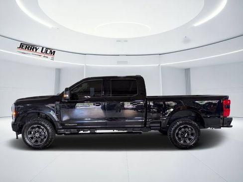 Used 2023 Ford F250 Lariat w/ Sport Appearance Package AWD/4WD image 6