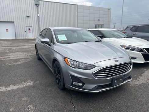 Used 2020 Ford Fusion SE w/ Equipment Group 151A image 1