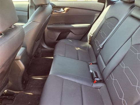 Certified 2024 Kia Forte GT-Line image 11