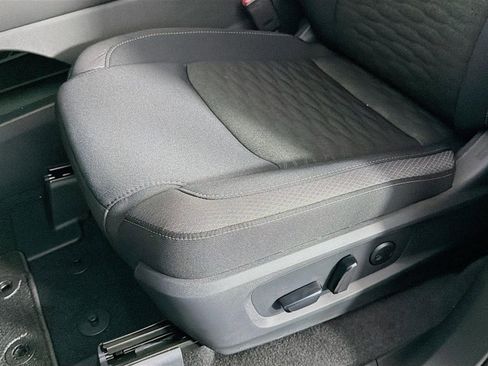 New 2026 Nissan Pathfinder SV image 19