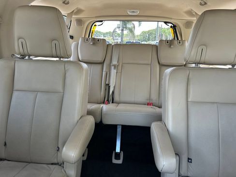Used 2017 Ford Expedition EL Limited w/ Equipment Group 301A AWD/4WD image 13
