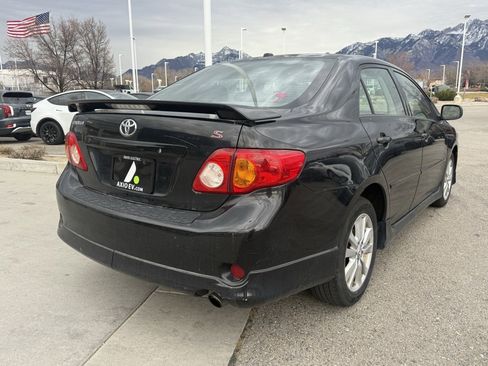 Used 2010 Toyota Corolla S image 7