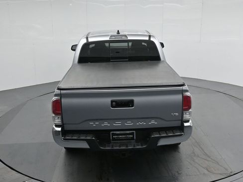 Used 2020 Toyota Tacoma TRD Off-Road image 36