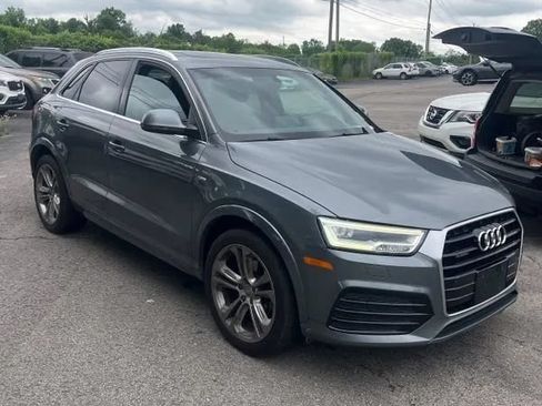 Used 2016 Audi Q3 2.0T Prestige w/ Prestige Package AWD/4WD image 12