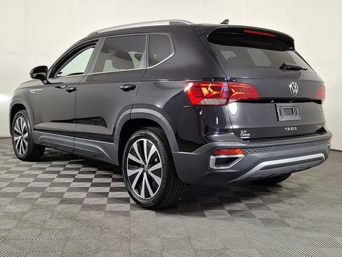 Used 2022 Volkswagen Taos SE AWD/4WD image 7