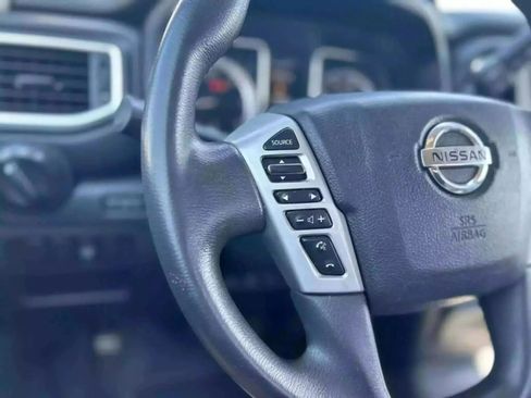 Used 2017 Nissan Titan S RWD image 12