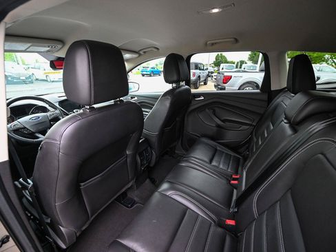 Used 2017 Ford Escape Titanium AWD/4WD image 22