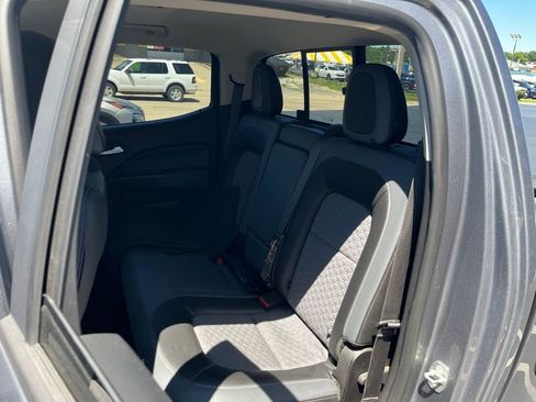 Used 2019 Chevrolet Colorado Z71 AWD/4WD image 24