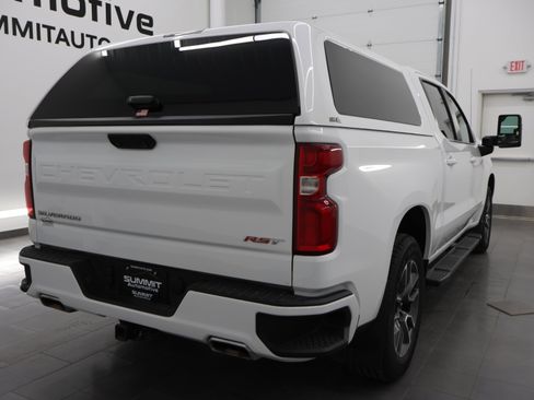 Used 2023 Chevrolet Silverado 1500 RST AWD/4WD image 4