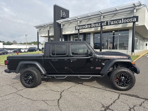 Used 2021 Jeep Gladiator Mojave w/ Trailer Tow Package image 3