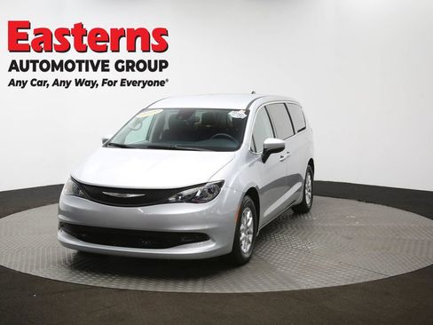Used 2023 Chrysler Voyager LX FWD image 53