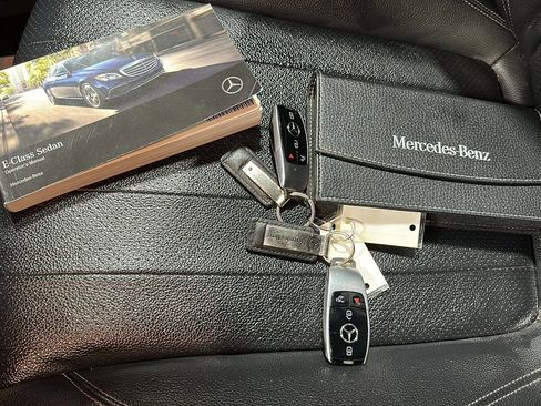 Used 2020 Mercedes-Benz E 450 4MATIC Sedan image 30