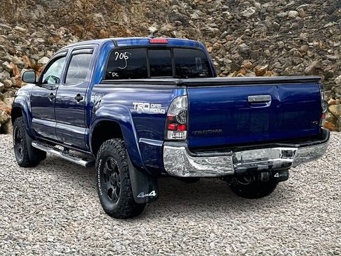 Used 2015 Toyota Tacoma 4x4 Double Cab image 10