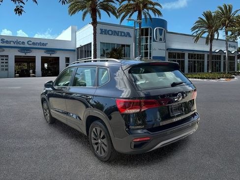 Used 2024 Volkswagen Taos S FWD image 6