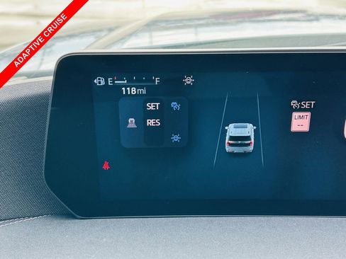 New 2025 Ford Expedition Platinum w/ Stealth Performance Package image 10