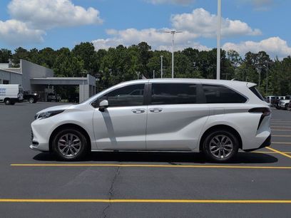 Used 2024 Toyota Sienna XLE