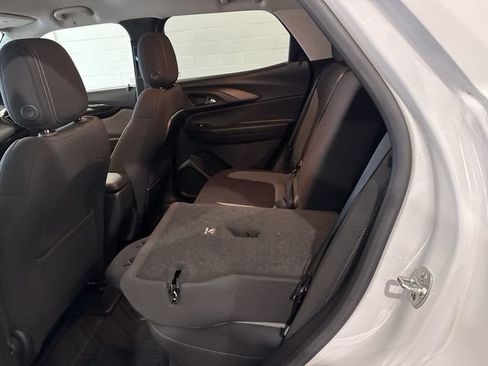 Used 2024 Chevrolet TrailBlazer LT w/ LT Cold Weather Package FWD image 14