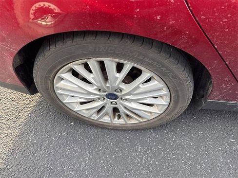 Certified 2017 Ford Focus Titanium w/ Titanium Technology Package image 5