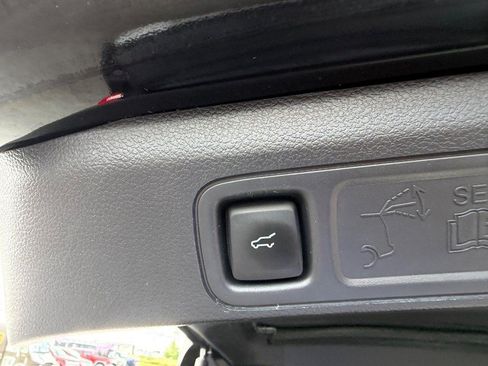 Certified 2024 Ford Expedition Max XLT AWD/4WD image 9