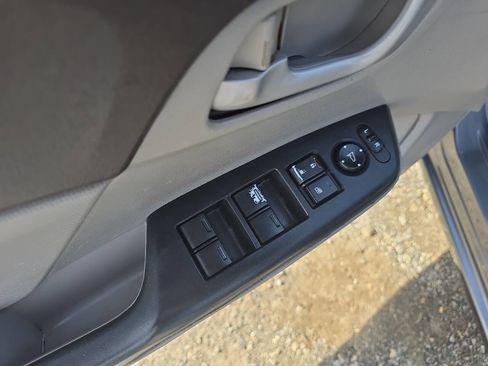 Used 2012 Honda Civic LX image 8