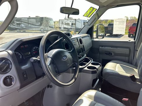 Used 2018 Ford E-350 and Econoline 350 Super Duty w/ Power Windows & Locks Group RWD image 21