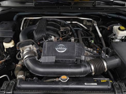 Used 2011 Nissan Xterra PRO-4X w/ Pro-4x Leather Pkg image 29