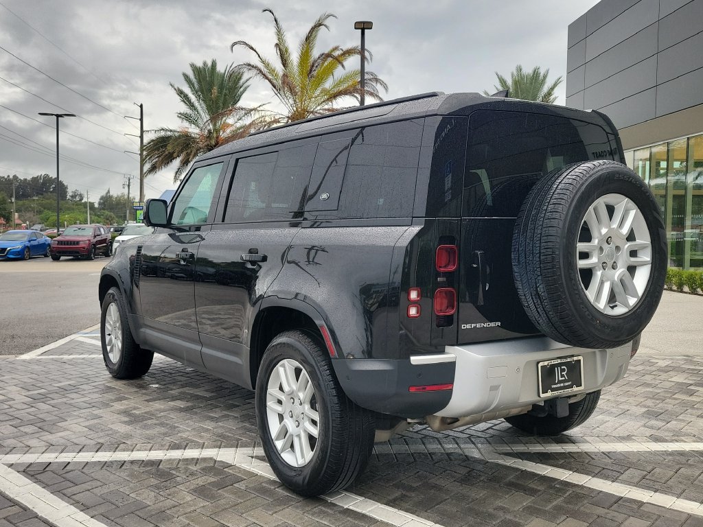 Used 2022 Land Rover Defender 110 S AWD/4WD image 3