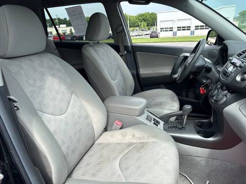 Used 2009 Toyota RAV4 4WD V6 w/ Tow Prep Pkg image 13