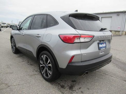 Used 2022 Ford Escape SE w/ SE Sport Appearance Package AWD/4WD image 7