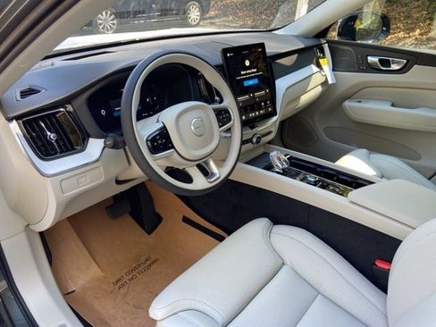 New 2026 Volvo XC60 B5 Ultra w/ Climate Package AWD/4WD image 10