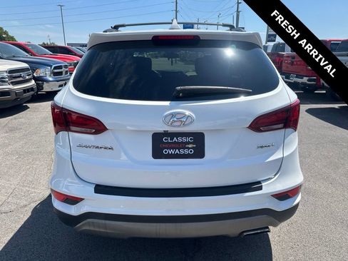 Used 2017 Hyundai Santa Fe Sport FWD image 4