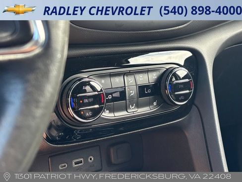 Used 2023 Buick Encore GX Select AWD/4WD image 10