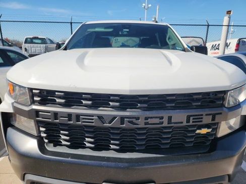 Used 2022 Chevrolet Silverado 1500 W/T w/ WT Value Package image 10
