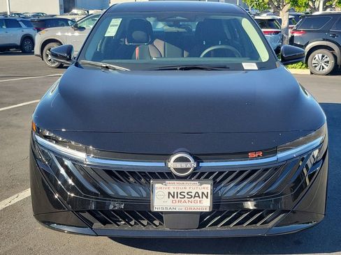 New 2026 Nissan Sentra SR w/ Floor Mat Package FWD image 18