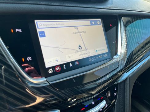 Used 2024 Cadillac XT6 Premium Luxury FWD image 18