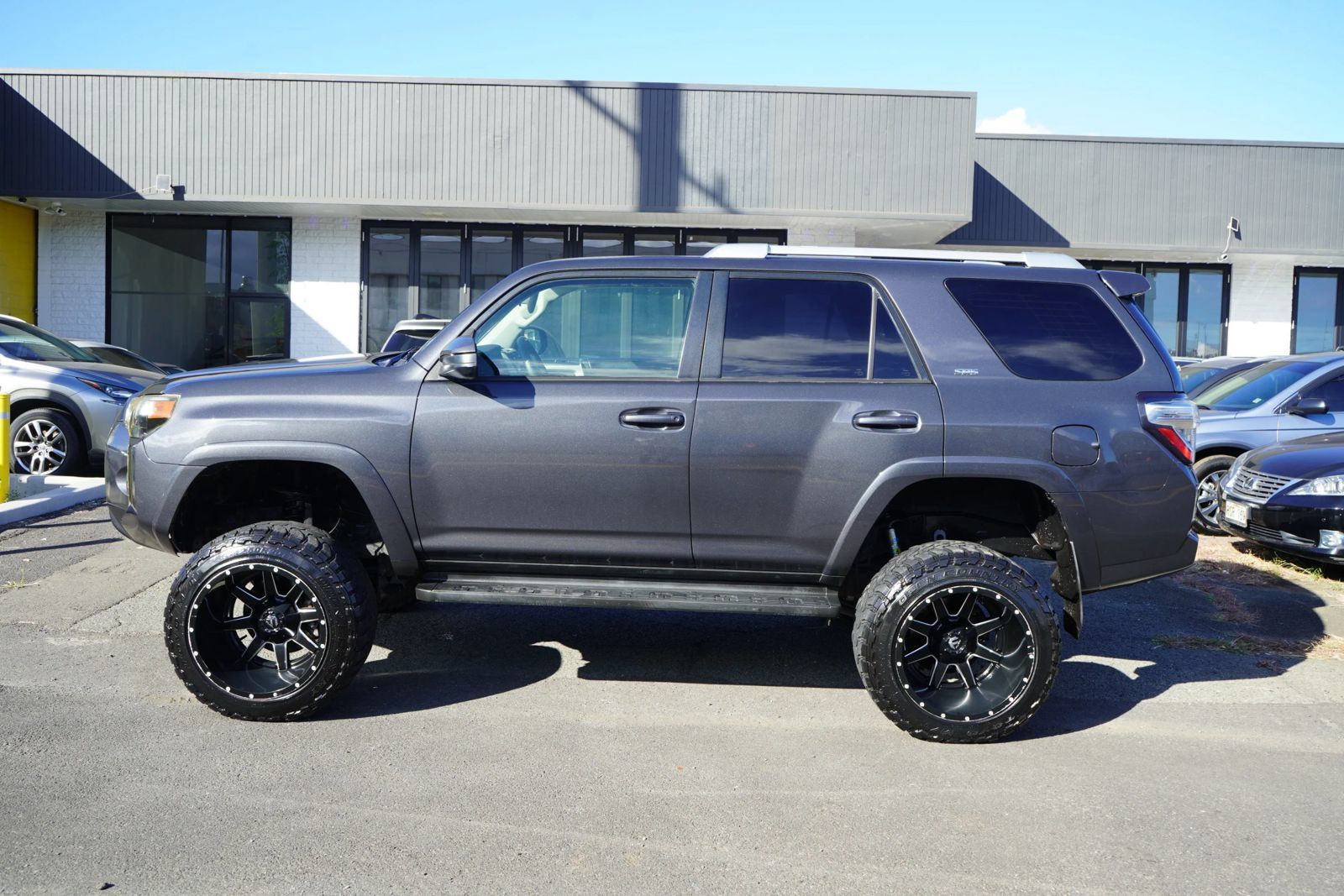 Used 2016 Toyota 4Runner 2WD image 2