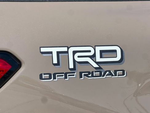 New 2026 Toyota Tacoma TRD Off-Road w/ TRD Off Road Premium Package AWD/4WD image 20